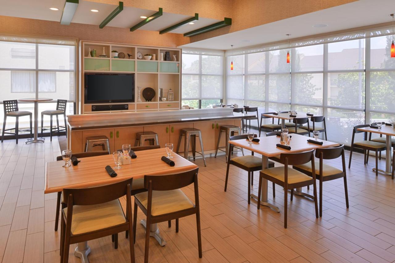 Holiday Inn Little Rock West - Chenal Pkwy, An Ihg Hotel מראה חיצוני תמונה