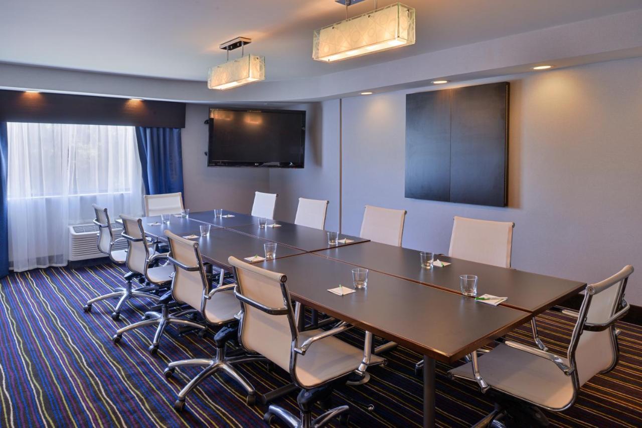 Holiday Inn Little Rock West - Chenal Pkwy, An Ihg Hotel מראה חיצוני תמונה