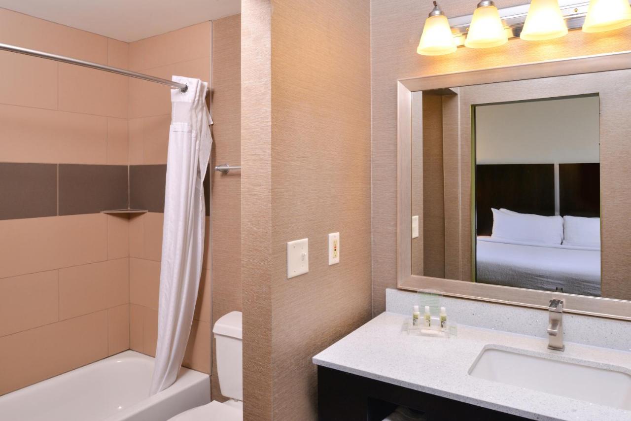 Holiday Inn Little Rock West - Chenal Pkwy, An Ihg Hotel מראה חיצוני תמונה